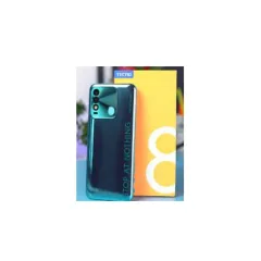 Tecno Spark 8 – Side